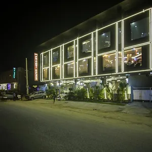 https://hotel-sky-blue-near-delhi-airport.top-gurgaonhotels.com