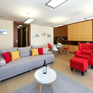 https://apartment-main-street-zadar.hotelinzadar.com